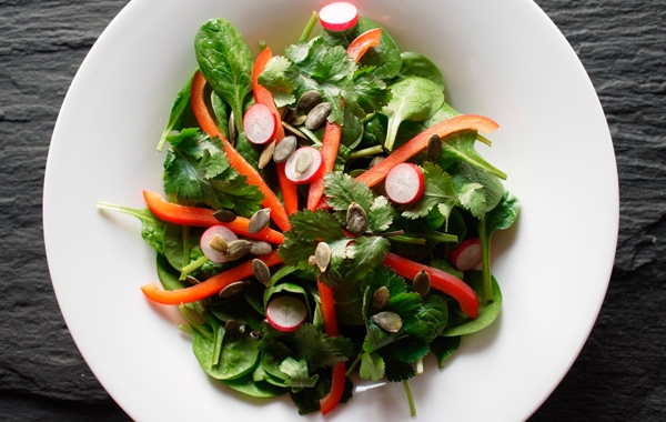 Salades d'étés - Recette de salade de jeunes pousses d'épinards
