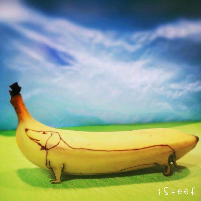 Dessin de chien sur banane
