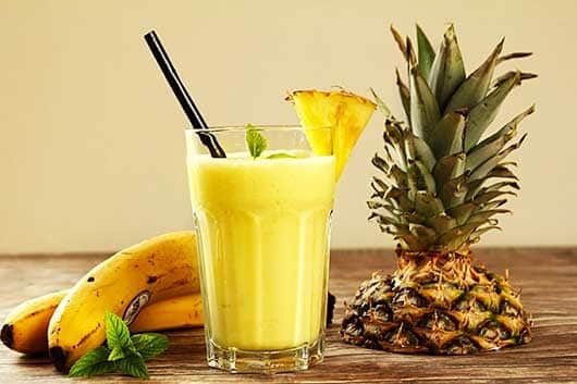 smoothie ananas banane pina colada